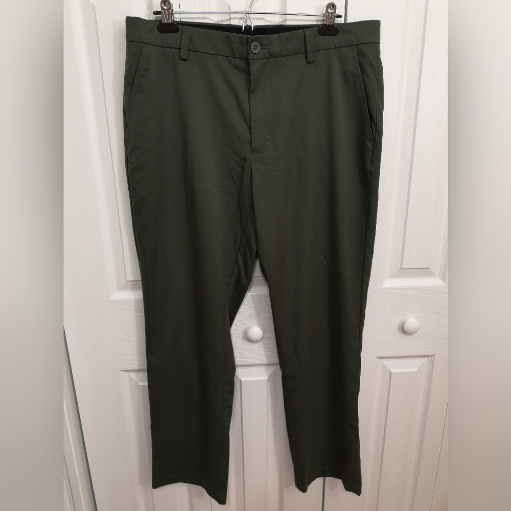 Amazon Essentials Men's Olive Green Straight Fit Trousers 36x31